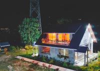 Hillcrest Farmhouse - A Rural Haven in Darjeeling - Ferienwohnung