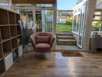 Modern 3B Eastbourne Retreat: Tranquil & Cozy Stay - B&B Eastbourne