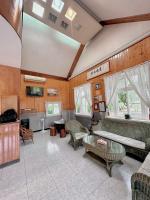 Family Room with Garden View