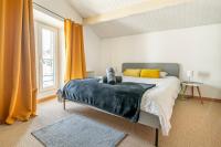 LE NID - HYPER CENTRE CHOLET - 25 MIN PUY DU FOU - B&B Cholet