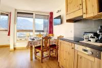 Résidence Coryles B - Appartement confortable · Accès direct aux pistes · Parking inclus MAE-1014 - Bed and Breakfast Les Ménuires