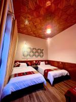 Twin Room with City View
