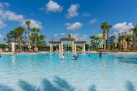 GROUND FLOOR OVERSIZED CONDO - NEXT TO DISNEY! #104 - B&B