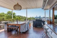 The Backyard Oasis Bardon Pool, Games Room - Ferienwohnung Brisbane
