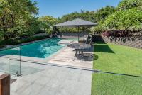 The Backyard Oasis Bardon Pool, Games Room - Ferienwohnung Brisbane