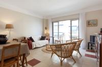 Appartement Ilette - Welkeys - Bed and Breakfast Antibes