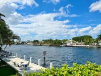Renovated Intercoastal 2Bdrm 1 bath condo Walk to Beach - Ferienwohnung Fort Lauderdale