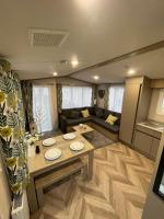 BRAND NEW 6 berth holiday home - B&B