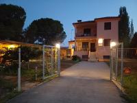Villa Angela - Bed and Breakfast Sykia