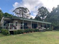 Grandma's Farm Cottage - B&B Woodhill