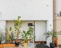 8b HOTEL -Osaka Nishikujo APARTMENT- - B&B Osaka
