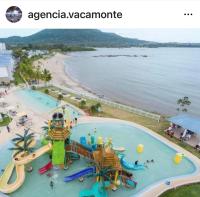 Playa Dorada, Parque Acuático - B&B