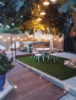 Détente sous le figuier - B&B La Garde