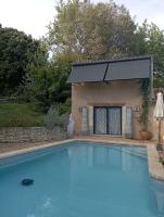 maisonnette provençale piscine le petit colibri - B&B