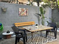 The Local Pin House - Ευρύχωρη μονοκατοικία, Λαμία - Chambres d’hôtes