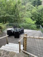 The Lean-To House - B&B
