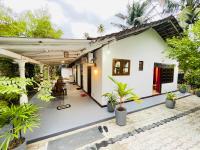 Lavo Villa - Ferienwohnung Weligama