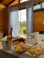 Cabanas Colina Do Sol - B&B