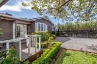 Bronte House - Bed and Breakfast Martinborough