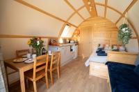 Standard Cabin with Hot Tub