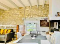 Le Quai 2, ancien Moulin au Bord de la Charente - Charme et Sérénité à Jarnac - B&B Jarnac