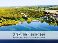 Strandhaus Mathea - ruhige Lage direkt am Fleesensee - Parkplatz, Kamin, Sauna - familienfreundlich - Chambres d'hôtes Untergöhren