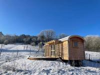 Roulotte en bois tout confort - Bed and Breakfast