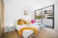Modern Toy style APT at heart Kogarah - B&B