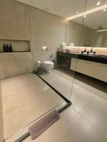 Architect design award-winning 995 ft2 loft with garden in the best location of Ipanema - B&B Rio de Janeiro