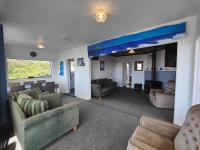 The Chalet at Mitchell's Bay - B&B Riverton