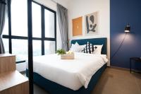 Artsy 2 Bedroom