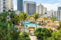 Resort Style Chevron Apartments Surfers Paradise by Gold Coast Travels - Chambres d'hôtes Gold Coast