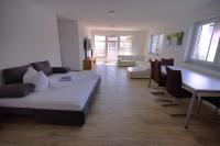 One-Bedroom Deluxe Apartment