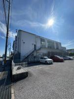 彦根びわこホテル裏のマンション 一室貸し切り50台無料駐車場付き台所あり自転車貸出可 BbQ可 ペット同伴可 - B&B Hikone