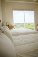 1A Star Room - Quadruple Ocean View Room with Bathtub