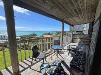 Stanmore Bay Log Cabin - short walk to beach - B&B Stanmore Bay