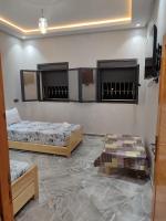 Appartamento con 2 Camere da Letto, Balcone e Vista mare