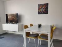 Ruhige 2-Zimmer Wohnung in zentraler Taunus Lage - B&B