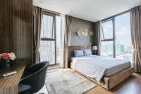 Two-Bedroom Apartment with Lake View