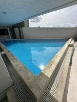 Sea View Studio near Ayala Mall with Pool and Fast WiFi - B&B Cebu City