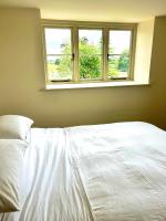 The Old Workshop, Astwell Castle Farm - B&B Brackley