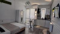 Sfanta Agnes self check in - B&B Popeşti-Leordeni