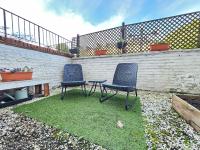 Trendy One Bedroom Apartment - B&B