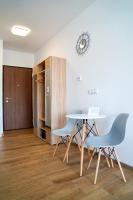 Studio mit Balkon