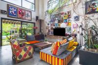 LA MAISON DU BONHEUR - B&B Montreuil