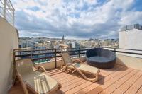 St Julian's Seaview Duplex Apartments on Spinola Bay - B&B