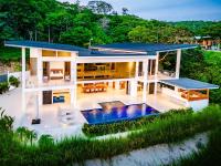 Modern Oceanview Villa w Infinity Edge Pool - B&B