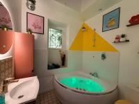 Relais Cocorico - Cocon proche tour Eiffel avec baignoire Balnéo - B&B