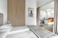 One-Bedroom Apartment with Balcony