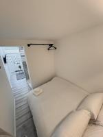 The Garage Guest House - B&B Castle Bromwich